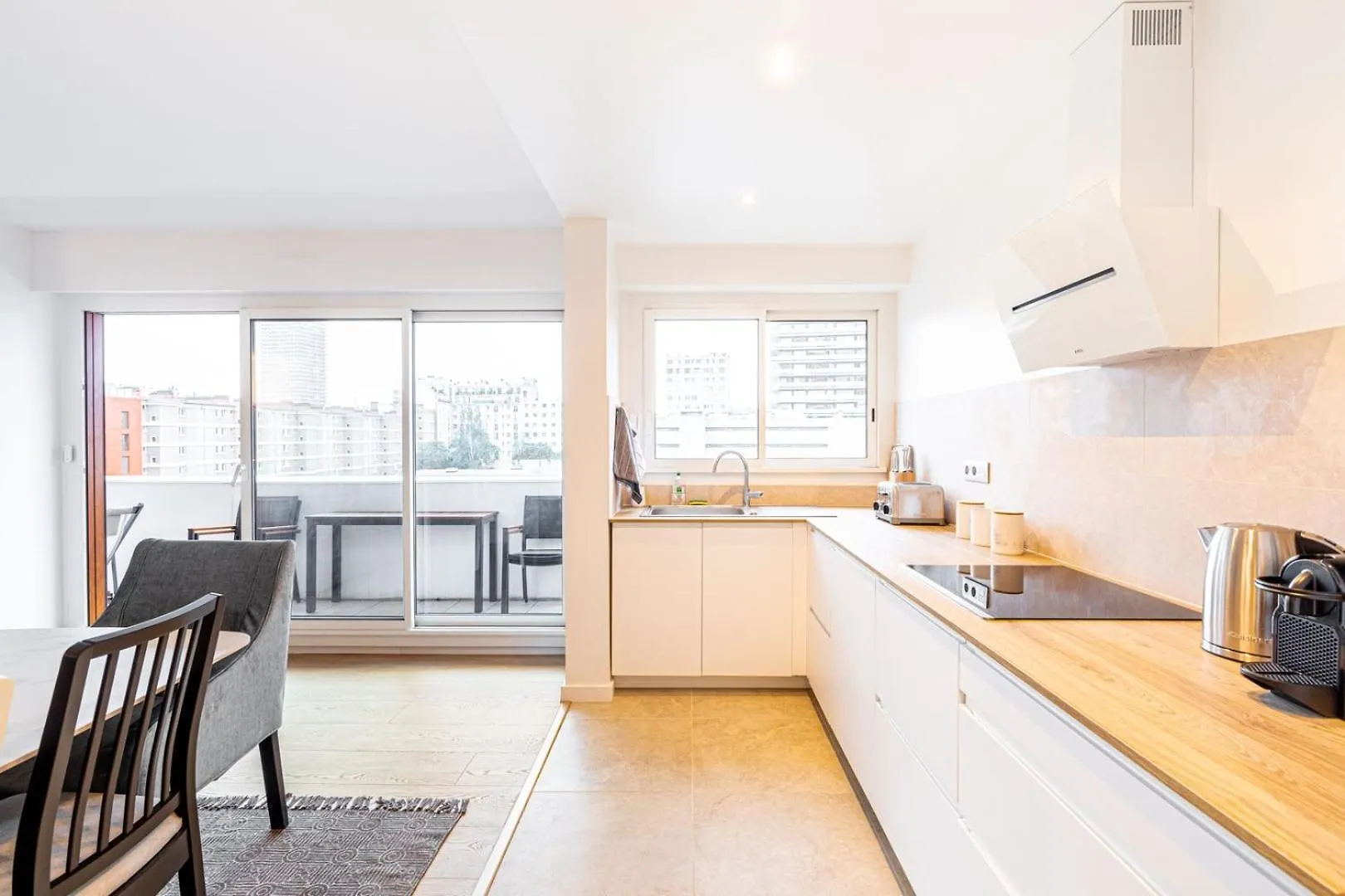 Guestready - Apt Avec Balcon A La Place D'Italie Paris